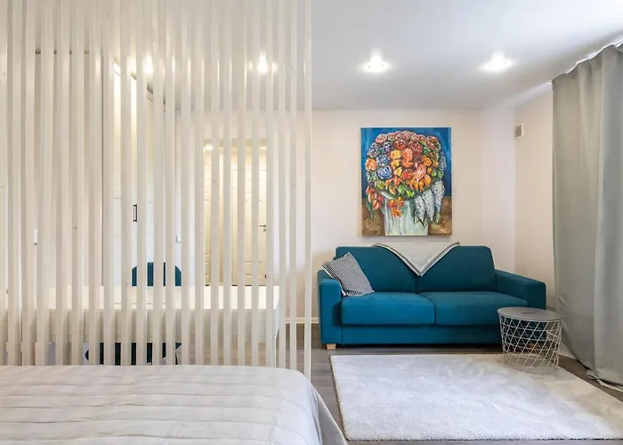 Appartamento Cozy Stylish With Free Parking By Centralapartments