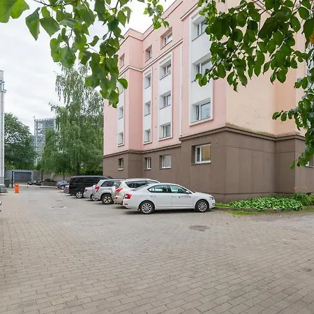 Cozy Stylish With Free Parking By Centralapartments *